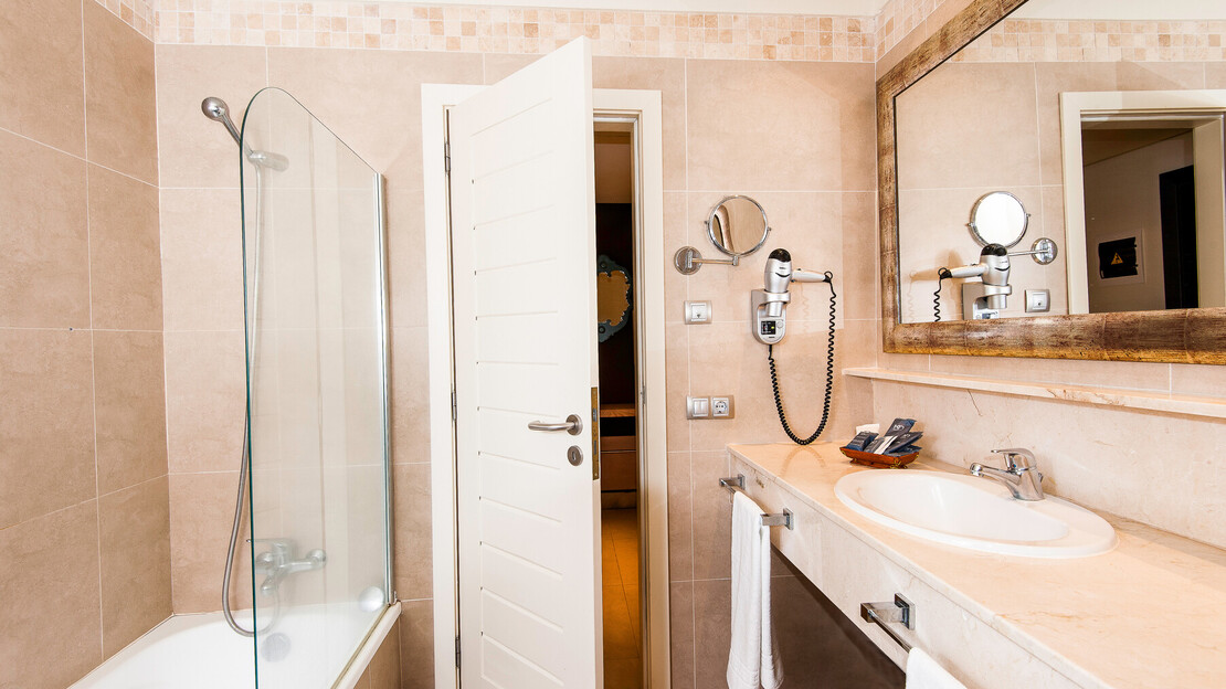 Kn Arenas del Mar Hotel